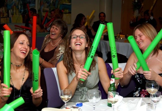 team building modena onebeat musica boomwhackers drum circle tubi sonori ritmo