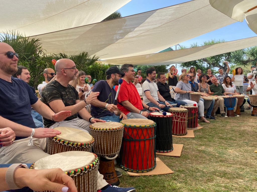 drumming team building tamburi percussioni onebeat