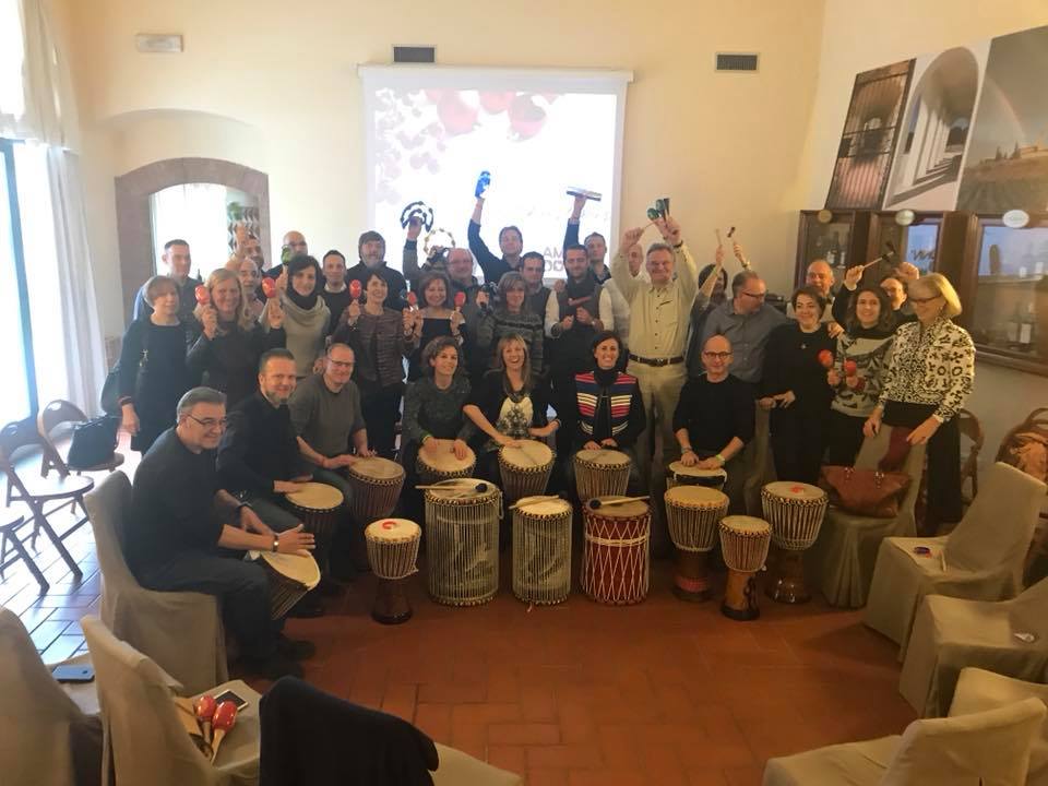 team building vicenza musica onebeat drum circle jingle d'autore teambuilding vicenza