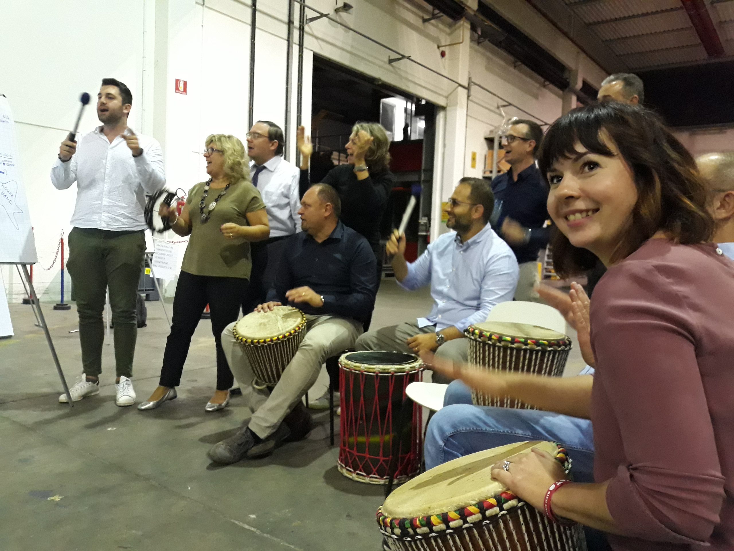 team building vicenza musica onebeat drum circle jingle d'autore teambuilding vicenza